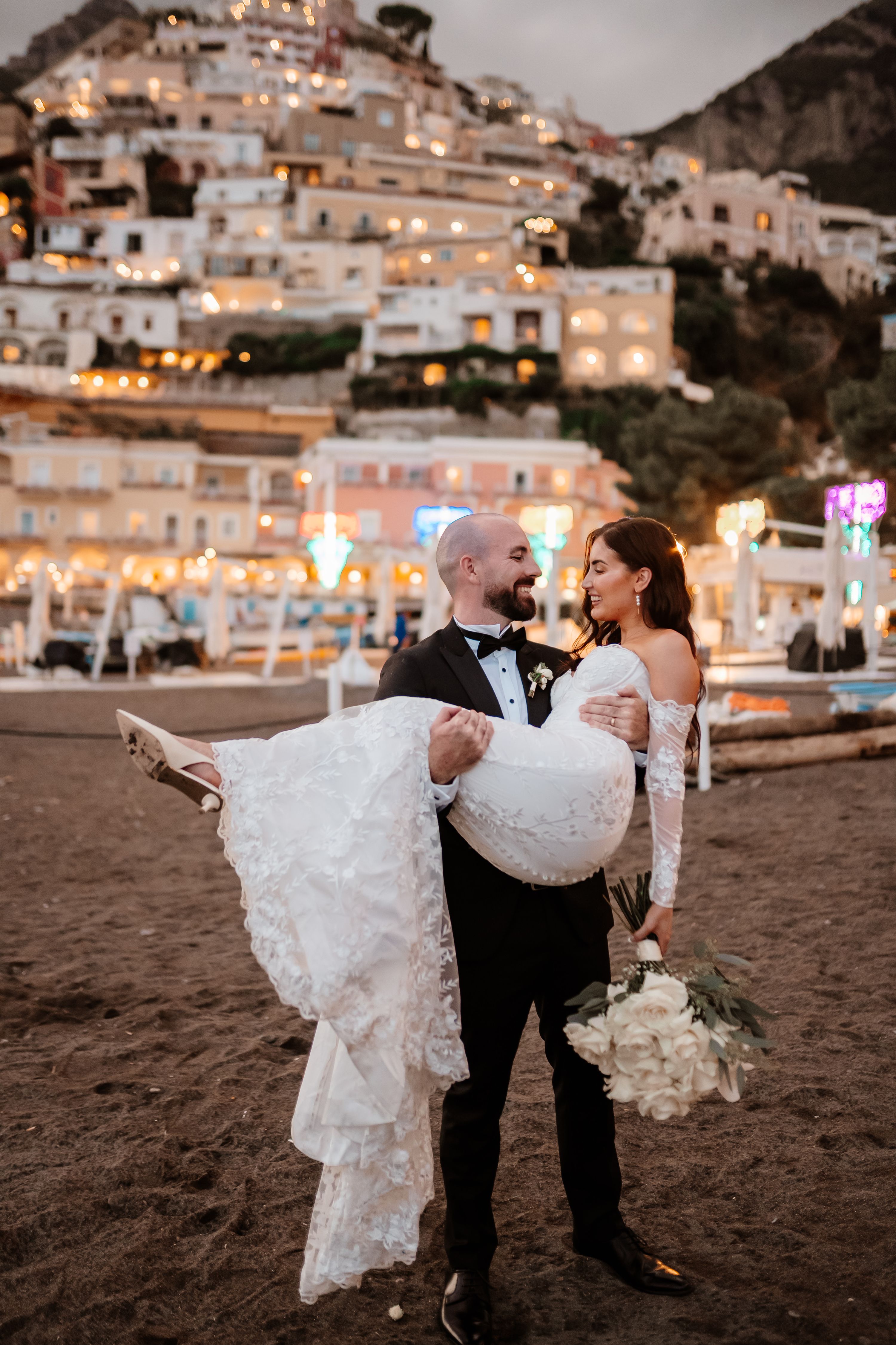 Bride and groom having an elopement photoshoot at the Amalfi Coast when they got married in Italy