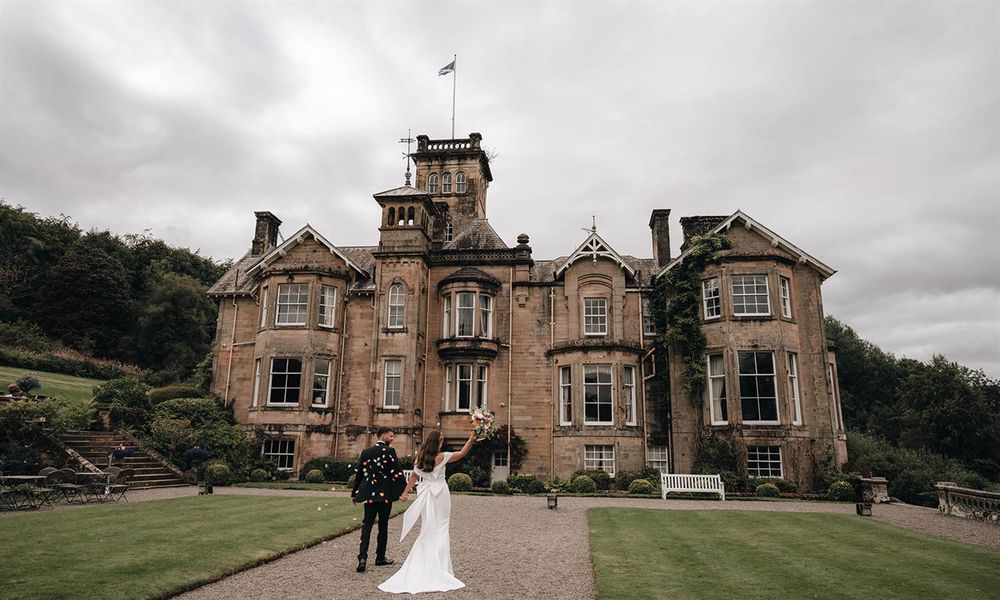 hilltop-castle-for-fairytale-garden-weddings-in-dumfriesshire