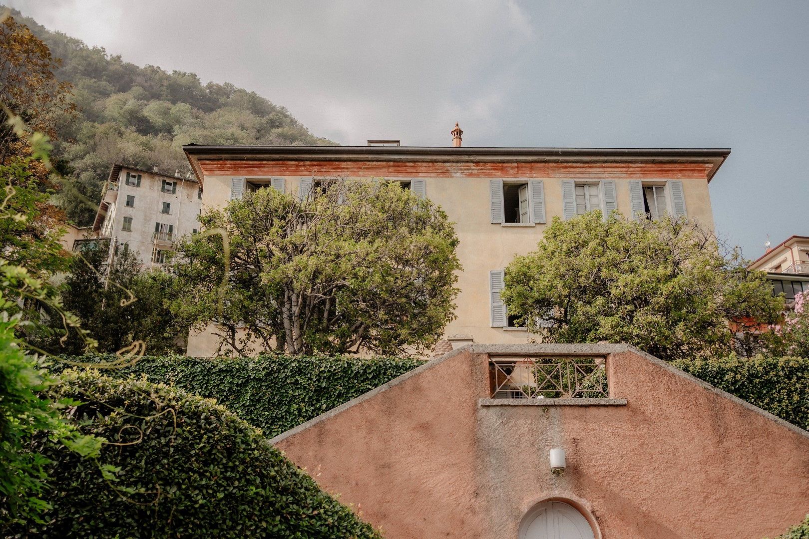 Royal villa surrounded by lush gardens along Lake Como