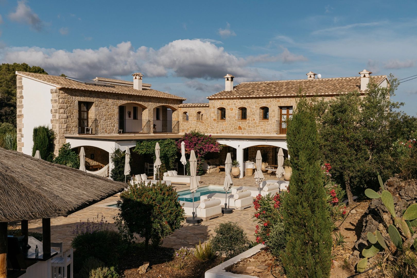 Classic and rustic Spanish-style finca for micro weddings in Spain